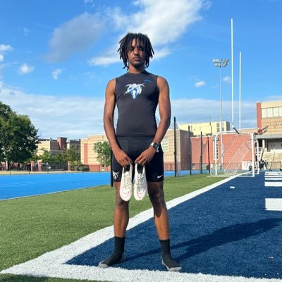 Lawrence (MA) Class of 2025 GPA 4.19 TF & XC 400m 48.67 200m 21.66 NCAA ID#2505588365 Running for his Glory ✝️