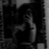 നിഹാരിക 🐝 (@nihaarikaaa0) 's Twitter Profile