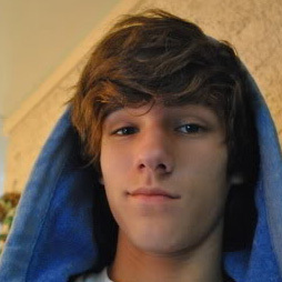 MeLukeSmith's profile picture. I'm a student chilling on twitter