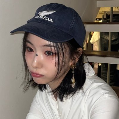 KEP1ER IS FOREVER NINE #KEP1ERISNINE #THANKYOUYESHIRO

waiting for fuko and yuju