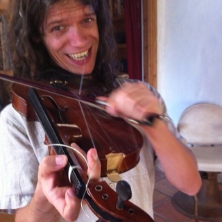 cleversticks's profile picture. Plays drums, eats ice cream, makes websites, kicks your ass in cribbage. Not necessarily in that order.