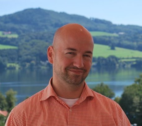 ChristianUwe69's profile picture. Von allem etwas: Von wirr bis genial, von Kritik bis Lobhudelei, von saukomisch bis nicht lustig - kurz: einfach ich.