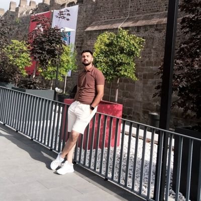 yasintalasli's profile picture. Nevü