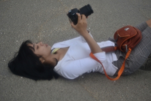 anggrainiwinda's profile picture. confused-with-her-straight-hair girl