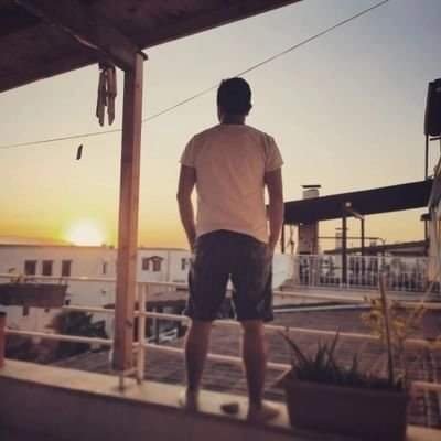 syurdakon1976's profile picture. Doğa Dostu,
Hayvan Sever, 
Can Dostu,
Takip Edeni,
TAKİP Ederim.
Takipten çıkanı, Bende Takipten çıkarım.