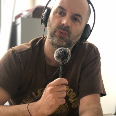 llannerch@toot.wales
Sylfaenydd|Founder: @PodcastPeldroed @commdevtpodcast @valleysaletrail @GrowSocialCapit; Cyfarwyddwr @GwylWalGoch Festival Director
