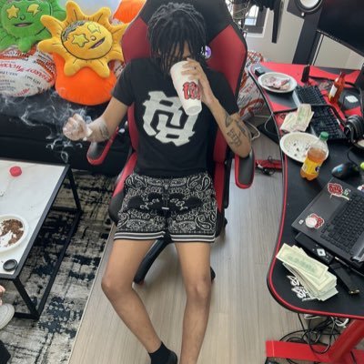 Wefiening4uu's profile picture. Dm for removal/ Not my videos