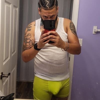 porn star ... porn director..porn model..
I'm a dominican guy who is single n looking. no drama .good energy. positive vibes. with good sex.