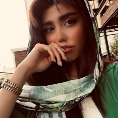 zahraemii's profile picture. 