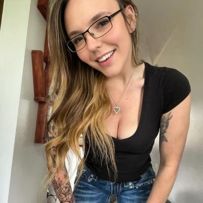 LouiseS40941's profile picture. 