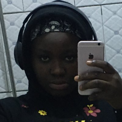 mari_baeby's profile picture. Reality to dreams