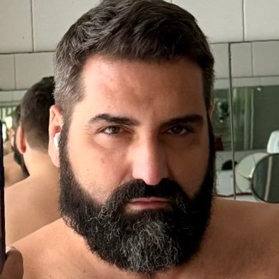 moses674's profile picture. 