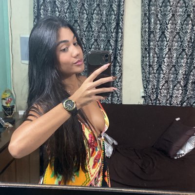 natalinhacrf's profile picture. idontwannabeyouanemore