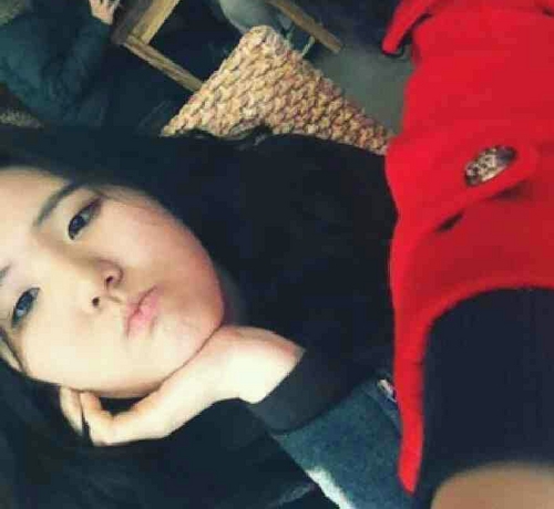 Bomnalida's profile picture. 신나게 놀다 가야지 공연 음악 북디자인 일러스트 식사 억지운동 유머 만화 수첩낙서 요거트플랫치노 만남 설렘 신남 카메라 작심삼시간