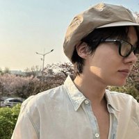lili⁷༊*·˚ (@lomljimini) 's Twitter Profile