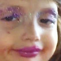 itsgoldenbabi's profile picture. leyendo en saturno 🪐 📚🤓