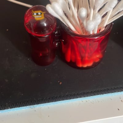 drewbabybear's profile picture. what are you fucking gay.