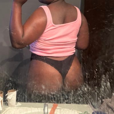 live life with no regrets……bad bitch mental 👅💵❤️🍑have little fun don’t hurt💦💋😌