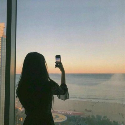 H_Unip's profile picture. Embracing the single life, thriving in my own rhythm. 🌟