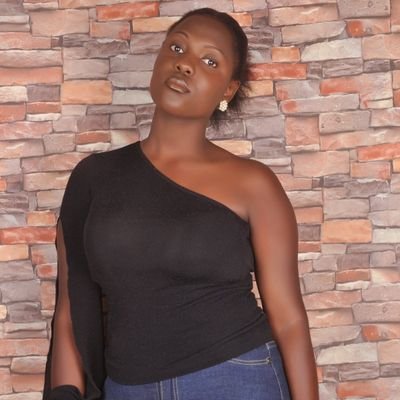 Blesingnyongore's profile picture. lessened