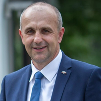 HenryJames16810's profile picture. I love to cook, garden, hike, shopping, swimming, movies, dine out, go to the beach, walk around town or just relax at home with son.