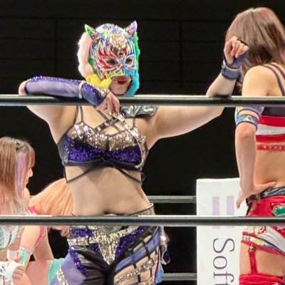 G2WkURRa8DKs6zl's profile picture. STARDOMはゆず季さんの頃から見てたけどゆず季さんが引退してから見なくなってしまったがスターライトキッド選手を見てまたSTARDOMの虜✨ 推しはスターライトキッド選手と玖麗さやか選手👍 でも全選手リスペクトはしっかりしてます‼️ こんな自分だがよろしくお願いいたします✨