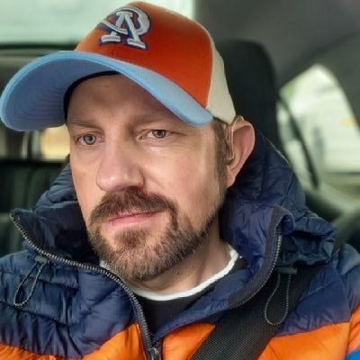 andshardman's profile picture. live in the Pennines....traditional Roman Catholic; hearing impaired. Dad to seven beautiful children x