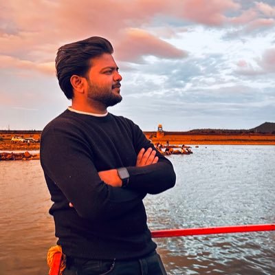 GuledMohanish's profile picture. “In an era full of trends, I’m a classic”
