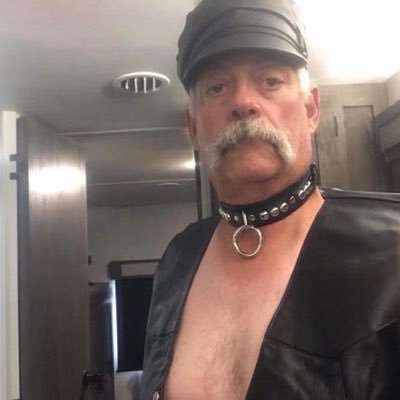 Gay Leather Bottom into Oral,Anal Kinky Sex Acts I please my Tops