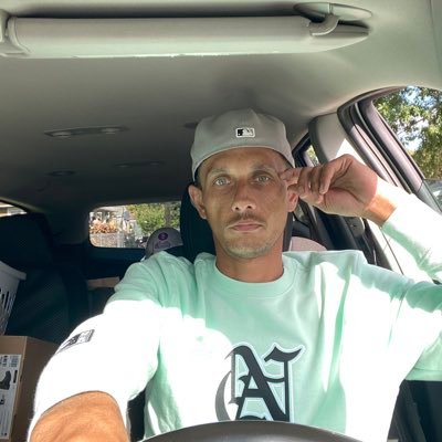 BrandenBro52038's profile picture. 