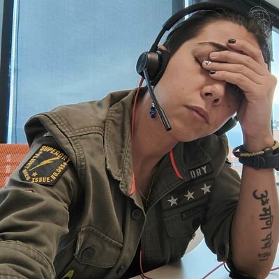 A mí no me jodan.
Soy el adulto responsable de mi grupo de amigos.
Ya llevo unos 12500 doña puntos.
Sé comprar aguacates pero no yucas