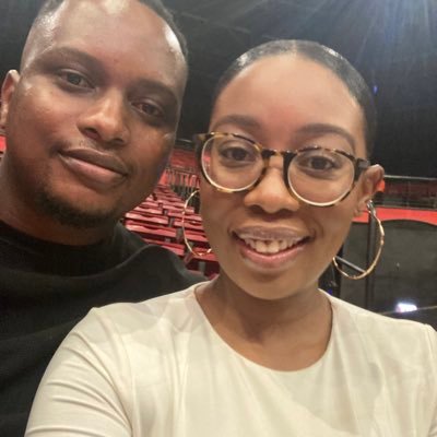 vangi_zuko's profile picture. God’s favorite daughter ✨|UCT graduate x 2| wife |mom|unashamed to proclaim that Jesus Christ saves !