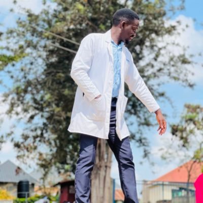 sentos_inno's profile picture. medical doctor🥼