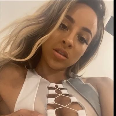 DiannaSmit61325's profile picture. 