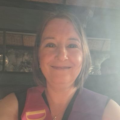 ClairLeavey's profile picture. Clinical Practice Educator in Neuroscience @UHSFT Passionate about education and providing support to staff members.  Views are my own.