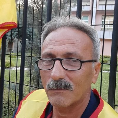 AhmetGulden66's profile picture. 