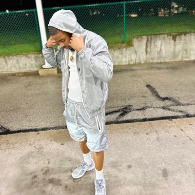 Top Promoter in OHIO! Young Entrepreneur. DM For Booking 📥 OH ✈️ TX. Snapchat: bankroll_ron IG: @bankroll_ron | #TopShelfDelivery
