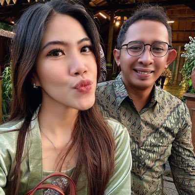 amrizathalib's profile picture. @rinaristyaw’s husband