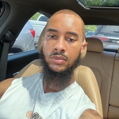 ayee_josh_'s profile picture. Overqualified and highly motivated. || suz was here:) || D(M)V || https://t.co/IfGJPaiEh4