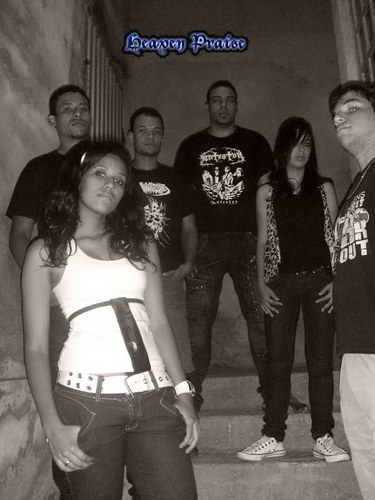 A Heaven Praise, percusora do BM(Blessing-Metal), Estilo criado pelos seus componentes, afim de pregar a palavra de Deus Com letras Pesadas.