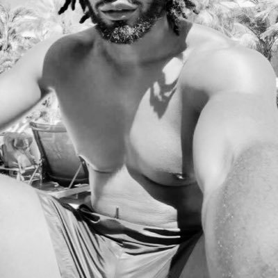 He/Him | Dad of 🖐🏾 | Devoted Husband 🧑🧑🧒🧒✝️ | Backing DADs across the ⚔️🌍⚔️ | 👀📍TW first | 🚨 DMs rarely checked, so treat ’em like storage