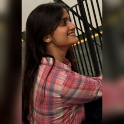 SamridhiAnand07's profile picture. proud Indian 🇮🇳