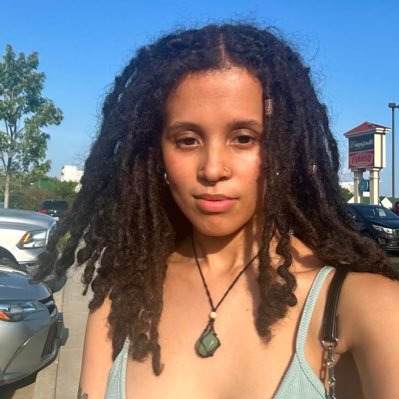 I read tarot, check my pinned tweet if you’re interested | Sagittarius🌞 | Gemini 🌙 | Gemini ⬆️ | NSU Alumna