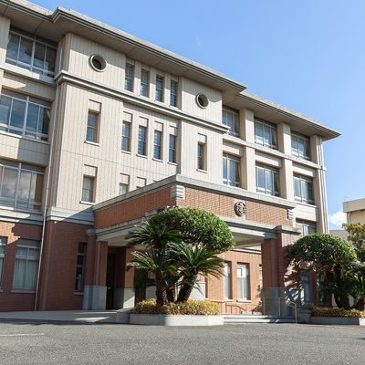 ash79th Twitter界隈の化身です。有益情報?の発信、ツイッタラーの紹介などする予定です。何かあればDMまで!!