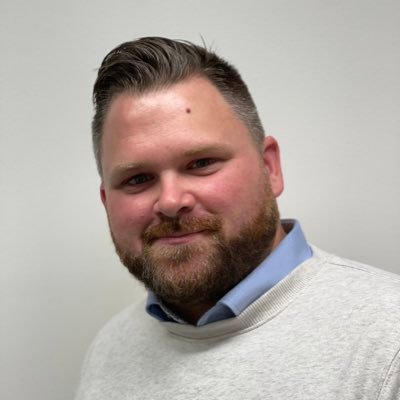 Store Manager at T-Mobile 📱 | Passionate about connecting and growing the sales team for shared success 🌟 | Fan of the Washington Commanders 🏈, Nationals ⚾
