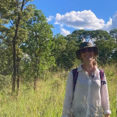 Researching drivers of plant biodiversity patterns in grassy ecosystems 🌾🔥🌿 @FutureEcoAfrica @GeosciencesEd @RBGE_Science @ExeterGeography