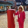 LastingLashes's profile picture. TOUR GUIDE & Extra @ Coronation Street! TV 🎬 Supporting artist for 29 years & Promo gal! ❤️🎥
