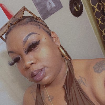 EricajMena's profile picture. 