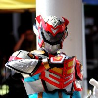 【公式】超輝神シャイニンガー (@shininger29) 's Twitter Profile Photo