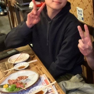 文章を書くのが好きで妻に勧められ始めました✍️ 鬱 、豆腐メンタルの営業職です。 妻はADHD(衝動性、感情の起伏強め)で児童福祉職員&空手指導に奮闘中🥋 「メンタルを整える」日常や情報を発信しています👇